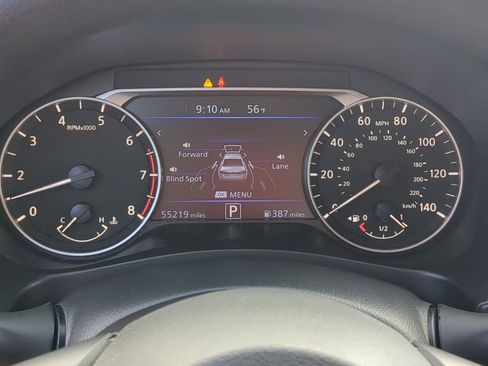 Used 2024 Nissan Altima 2.5 SV FWD image 19