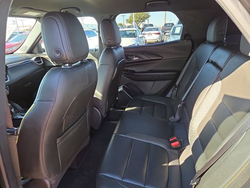 Used 2025 Chevrolet TrailBlazer ACTIV image 9