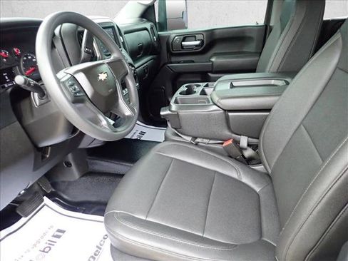 Used 2022 Chevrolet Silverado 2500 W/T w/ WT Convenience Package image 8