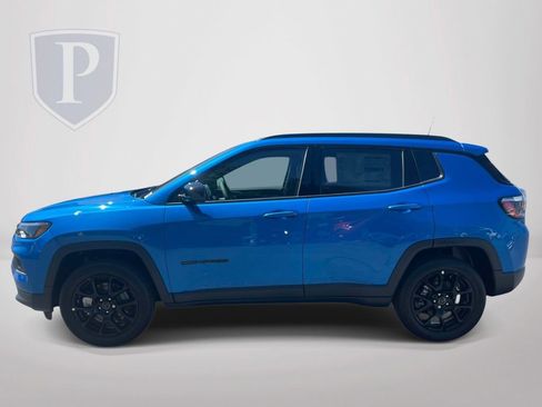 New 2026 Jeep Compass Latitude image 5