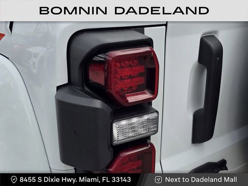 Used 2024 Ford Bronco Raptor image 8