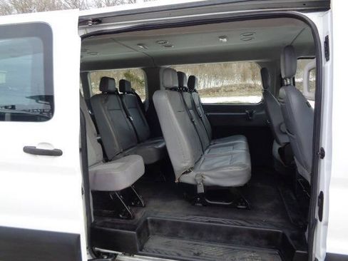 Used 2019 Ford Transit 350 XL RWD image 18