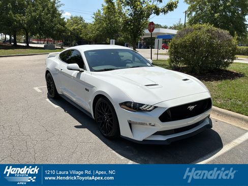 Used 2018 Ford Mustang GT Premium w/ GT Performance Package RWD image 1