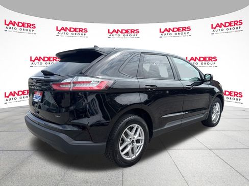 Used 2023 Ford Edge SE AWD/4WD image 3