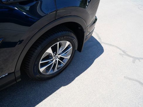 Used 2018 Toyota RAV4 XLE w/ Convenience Package AWD/4WD image 36