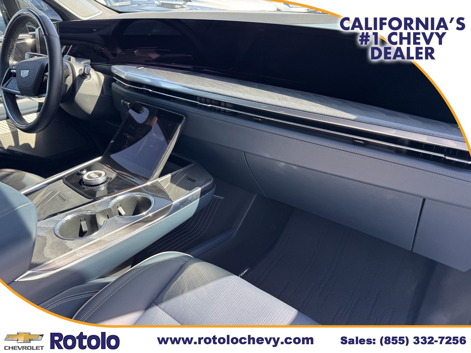 Used 2025 Cadillac Escalade IQ Luxury 2 w/ LPO, Premium Carpet Package AWD/4WD image 7
