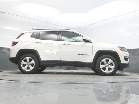 Used 2020 Jeep Compass Latitude w/ Popular Equipment Group AWD/4WD image 42
