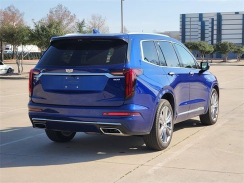 Used 2023 Cadillac XT6 Premium Luxury w/ Technology Package image 5