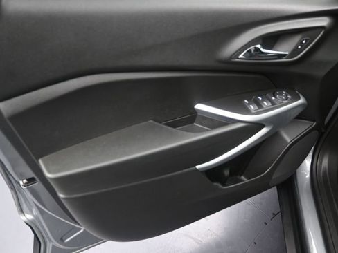 Used 2024 Chevrolet Trax LS FWD image 12