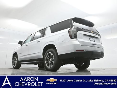 New 2026 Chevrolet Suburban LT w/ Comfort Package image 70