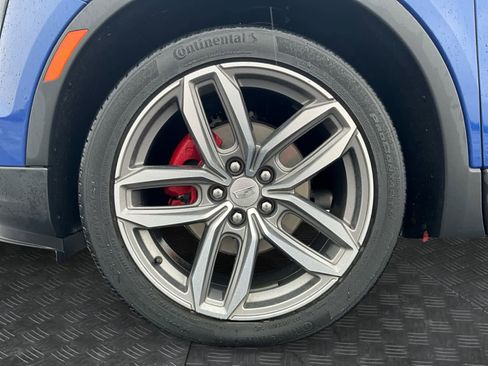 Used 2021 Cadillac XT4 Sport image 16