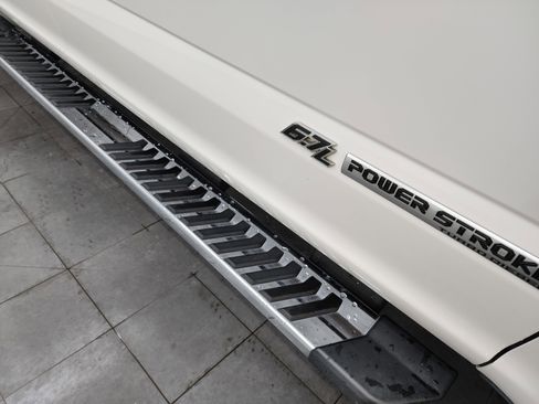 Used 2019 Ford F350 Lariat w/ Lariat Ultimate Package image 27