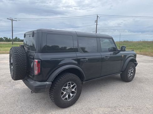 Used 2025 Ford Bronco Badlands AWD/4WD image 4