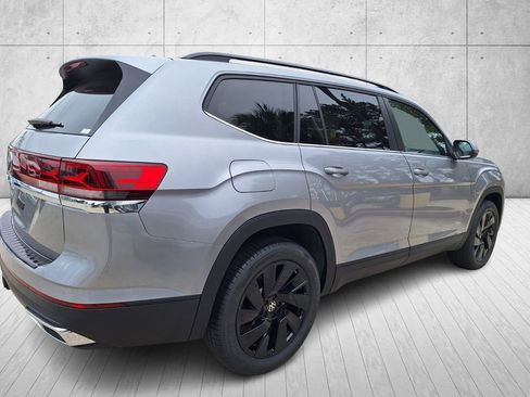 New 2026 Volkswagen Atlas SE image 4