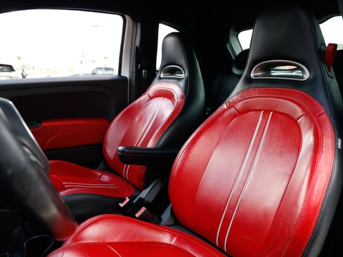 Used 2015 FIAT 500 Abarth FWD image 10