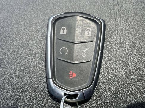 Used 2023 Cadillac XT5 Premium Luxury FWD image 4