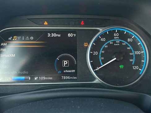 Used 2024 Nissan Leaf S FWD image 18