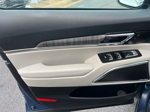 Certified 2024 Kia Telluride SX image 21