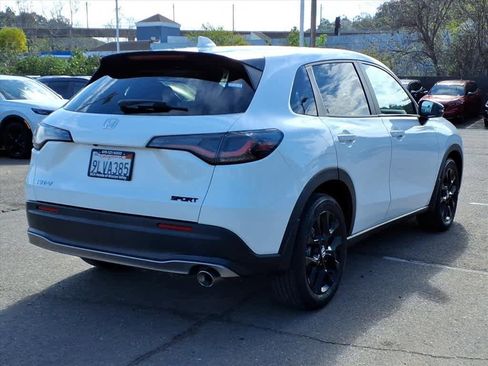 Certified 2023 Honda HR-V Sport image 4