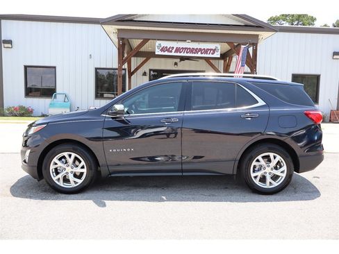 Used 2020 Chevrolet Equinox Premier FWD image 2