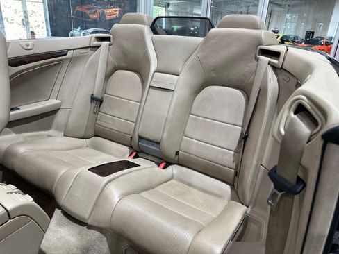 Used 2012 Mercedes-Benz E 550 Cabriolet image 6