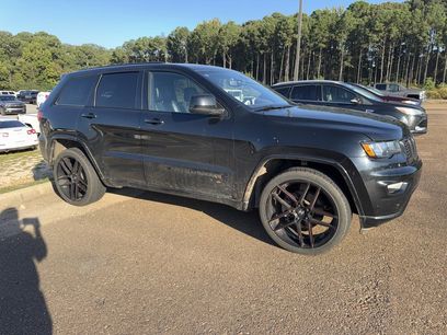 Used 2019 Jeep Grand Cherokee Altitude