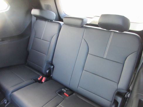 New 2026 GMC Acadia Elevation w/ Elevation Premium Package FWD image 15