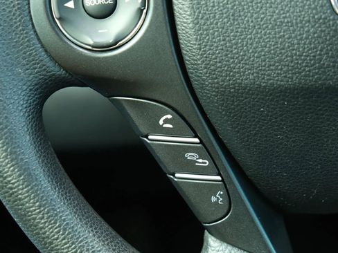 Used 2014 Honda Accord LX image 32