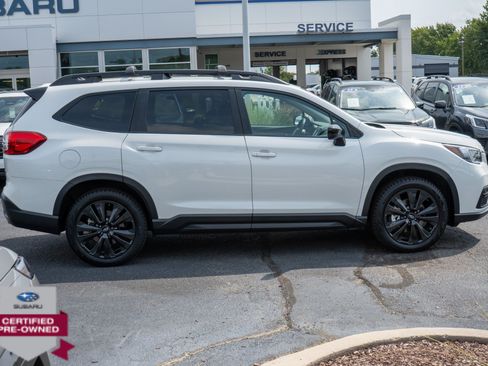 Used 2022 Subaru Ascent Onyx Edition AWD/4WD image 2