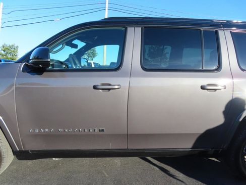 Used 2024 Jeep Grand Wagoneer L Series II w/ Quick Order Packagew 28T AWD/4WD image 13