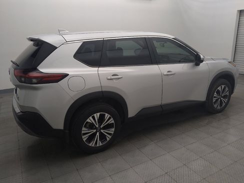 Used 2022 Nissan Rogue SV FWD image 10