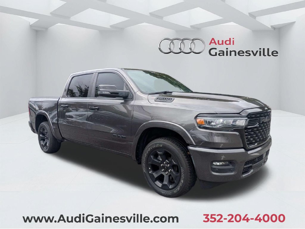 Used 2025 RAM 1500 Big Horn AWD/4WD image 1