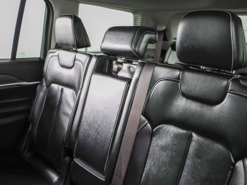 Used 2021 Jeep Grand Cherokee L Limited image 26