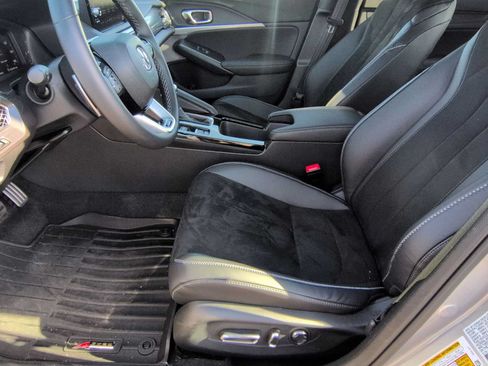 Used 2025 Acura Integra A-Spec FWD image 17