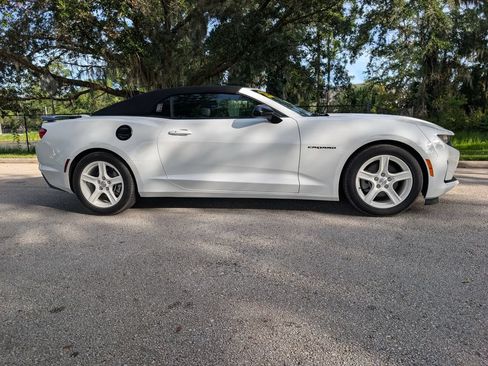 Used 2023 Chevrolet Camaro LT w/ Technology Package RWD image 10