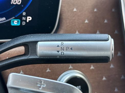 Used 2023 Mercedes-Benz EQS 450+ SUV image 17