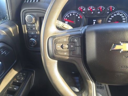 Used 2023 Chevrolet Silverado 1500 Custom image 14