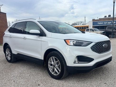 Certified 2024 Ford Edge SEL w/ Convenience Package image 1