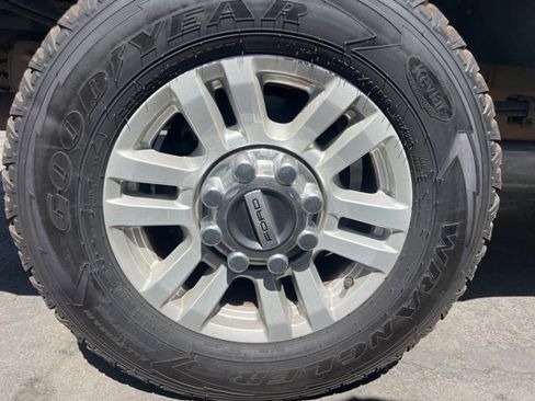 Used 2018 Ford F250 XLT image 8