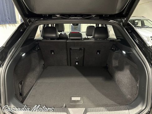 Used 2021 Volkswagen ID.4 1st Edition RWD image 9