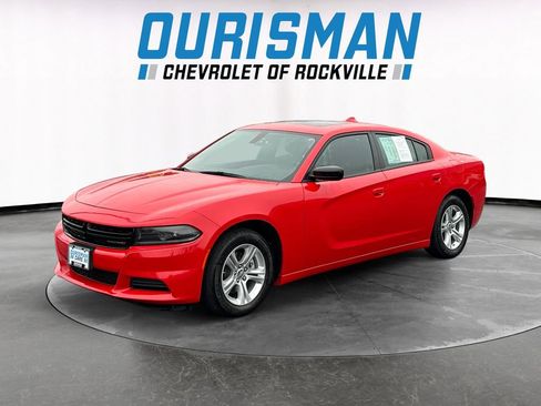 Used 2023 Dodge Charger SXT image 2