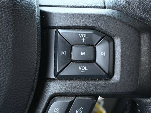 Used 2019 Ford F150 XLT w/ Equipment Group 301A Mid RWD image 12