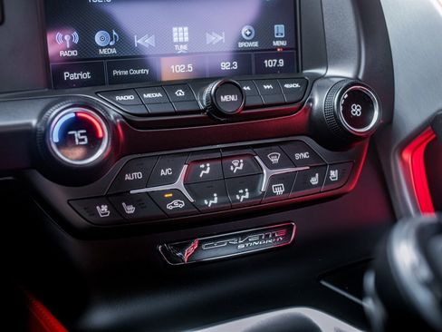 Used 2018 Chevrolet Corvette Stingray Coupe w/ 2LT Preferred Equipment Group image 35