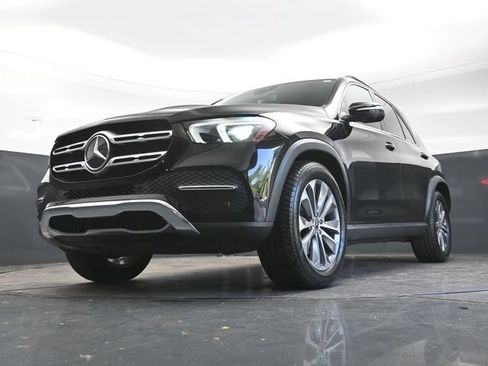 Used 2022 Mercedes-Benz GLE 350 4MATIC w/ Premium Package image 24