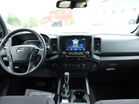 Certified 2023 Nissan Frontier SV w/ Midnight Edition Package AWD/4WD image 14