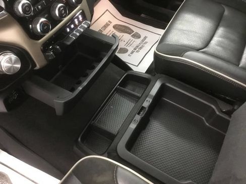 Used 2020 RAM 1500 Laramie AWD/4WD image 31