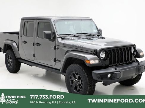 Used 2022 Jeep Gladiator Sport AWD/4WD image 1