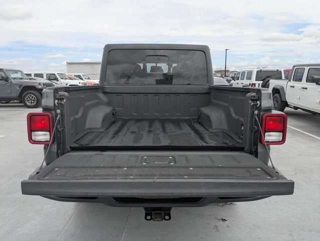 Used 2022 Jeep Gladiator Sport AWD/4WD image 12