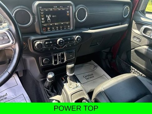 Used 2021 Jeep Wrangler Unlimited Sahara w/ Uconnect 4C Nav & Sound Group AWD/4WD image 23