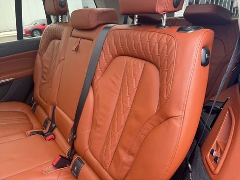 Used 2021 BMW X7 xDrive40i image 29